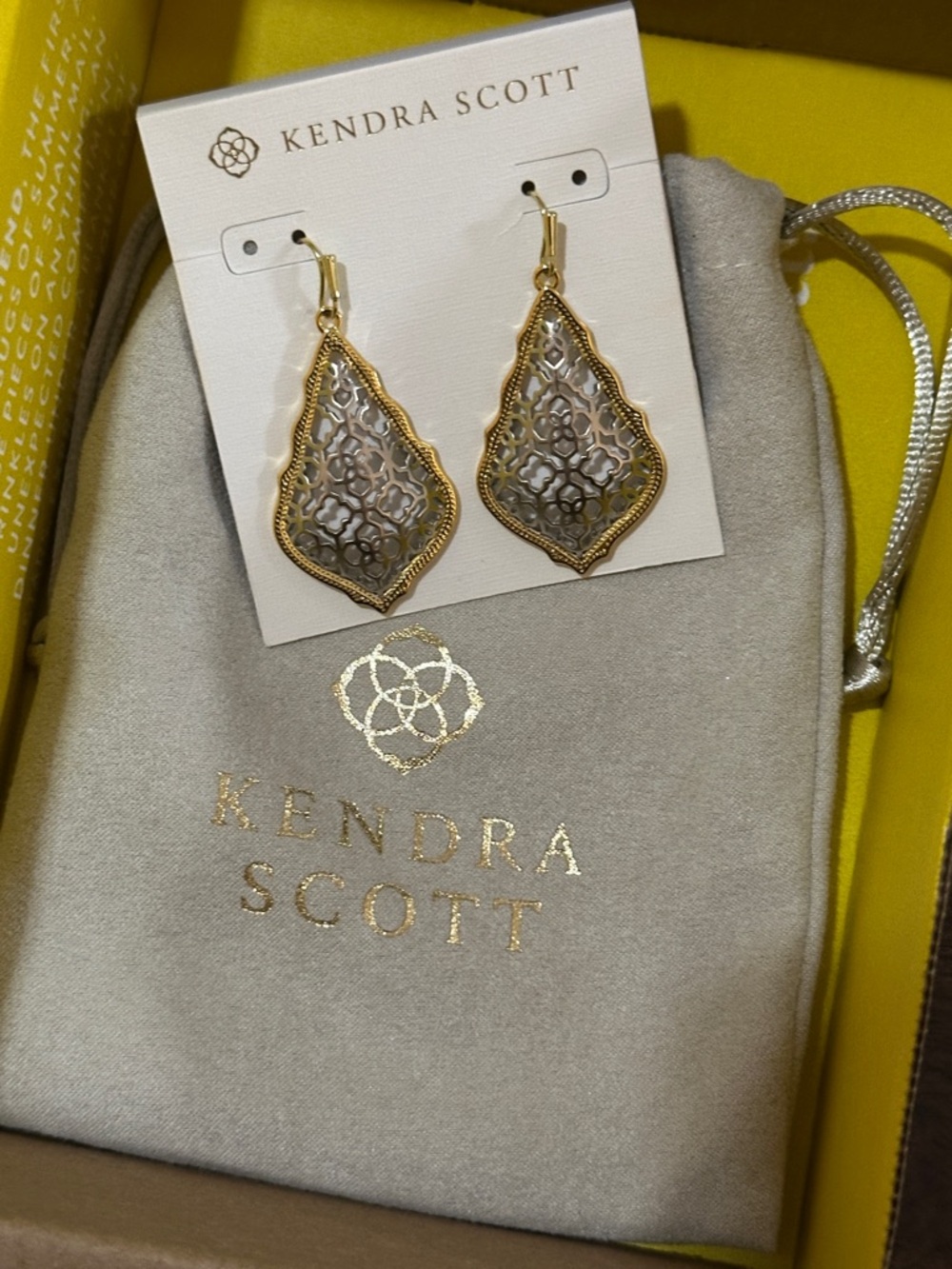 Kendra Scott Earrings - Picture 5 of 5